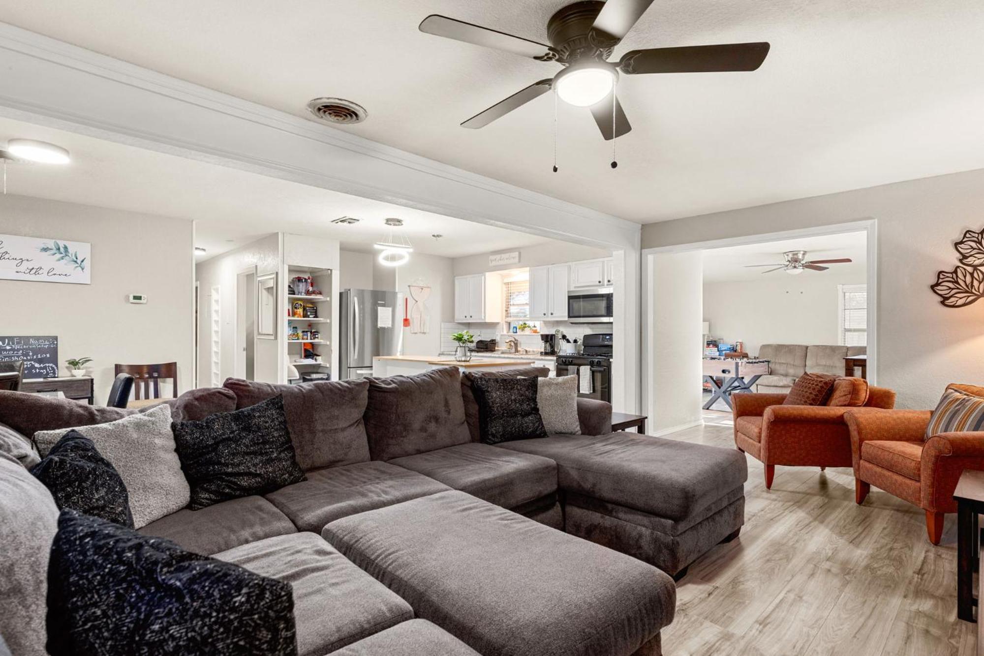Cozy 3 Bedroom With Hot Tub 2 Min Away From Lackland San Antonio Extérieur photo