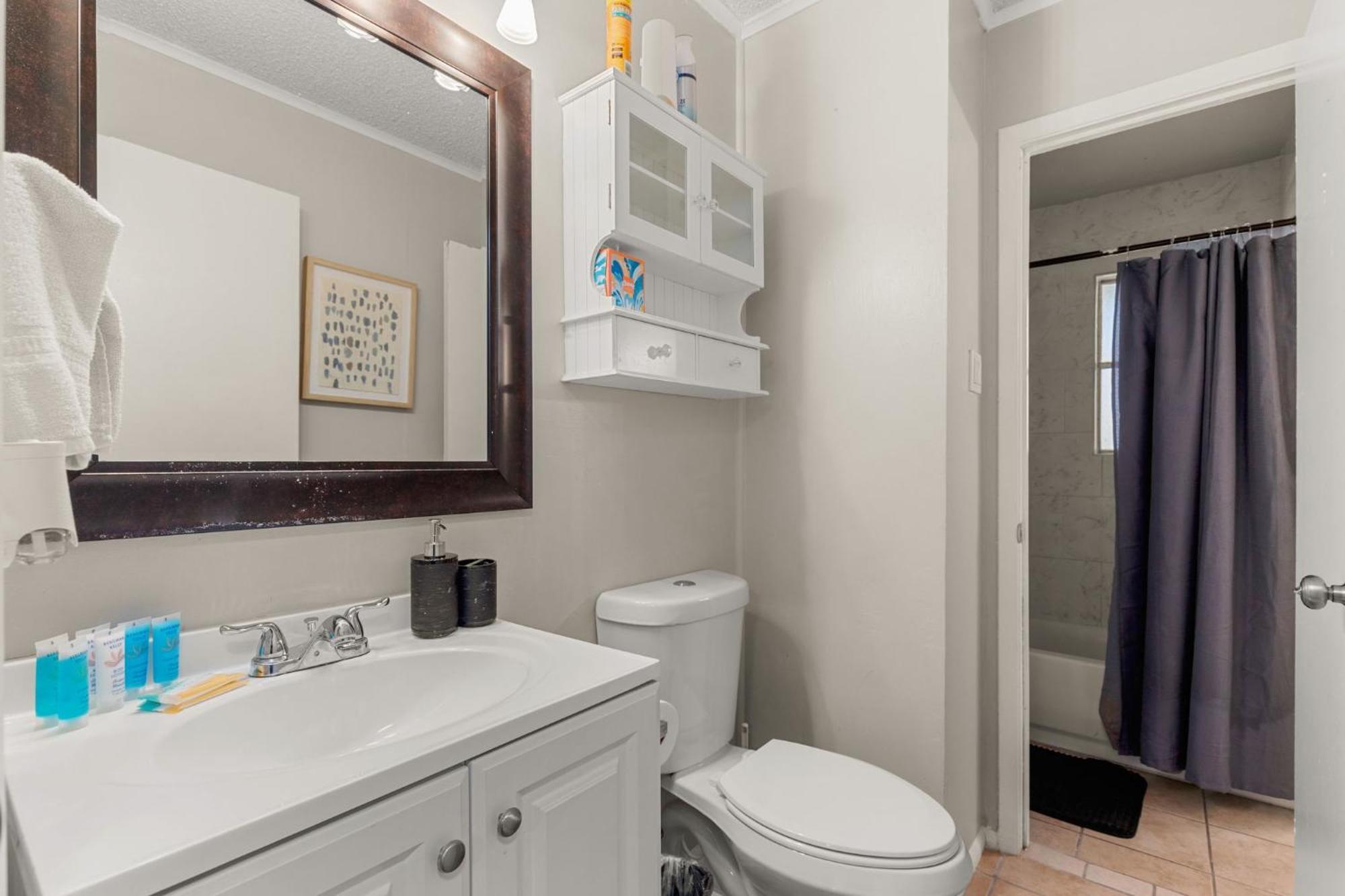 Cozy 3 Bedroom With Hot Tub 2 Min Away From Lackland San Antonio Extérieur photo